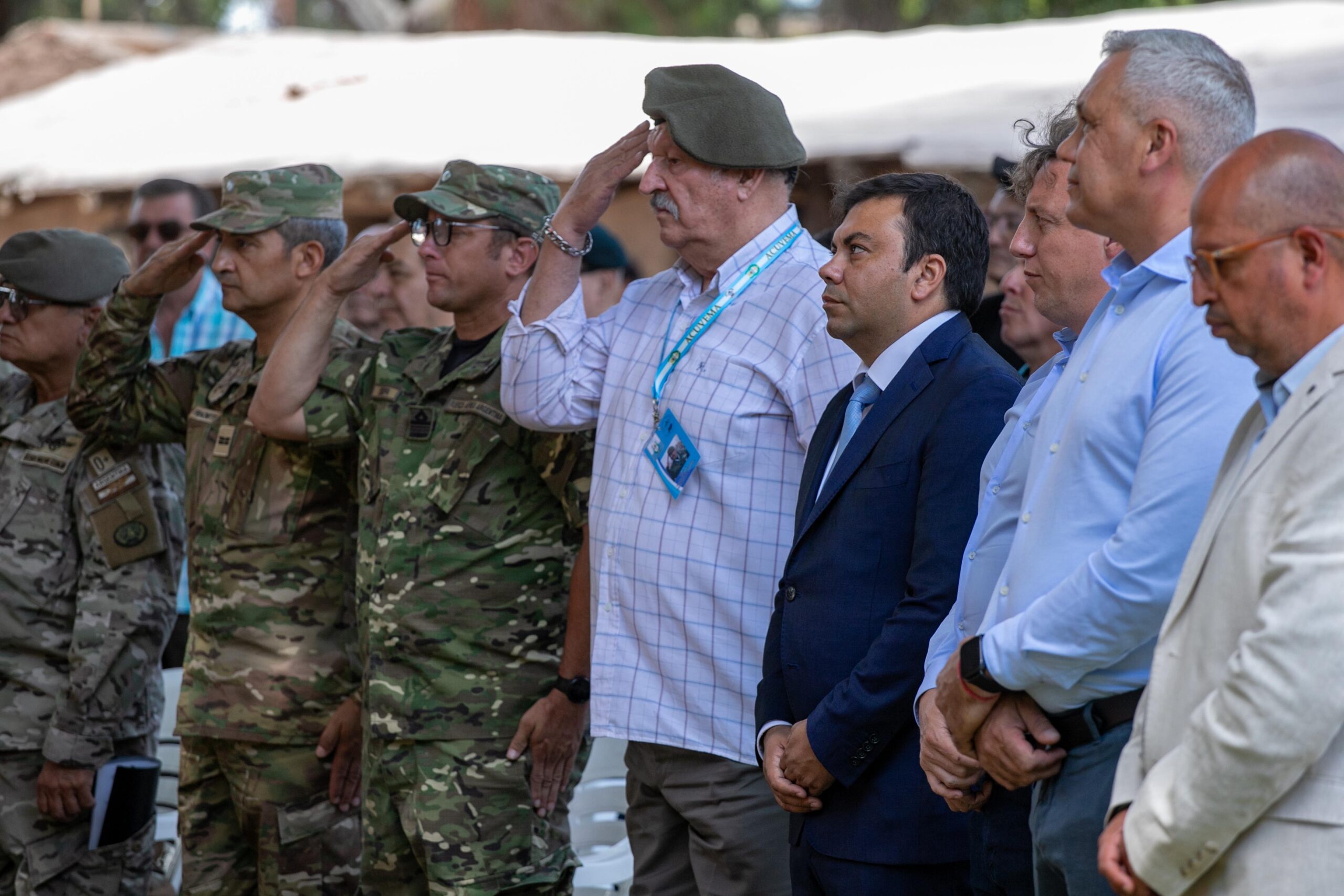 Lo Presti despidió a veteranos de Malvinas rumbo al Aconcagua y llamó a tomar la Cumbre por la Paz como ejemplo para el mundo