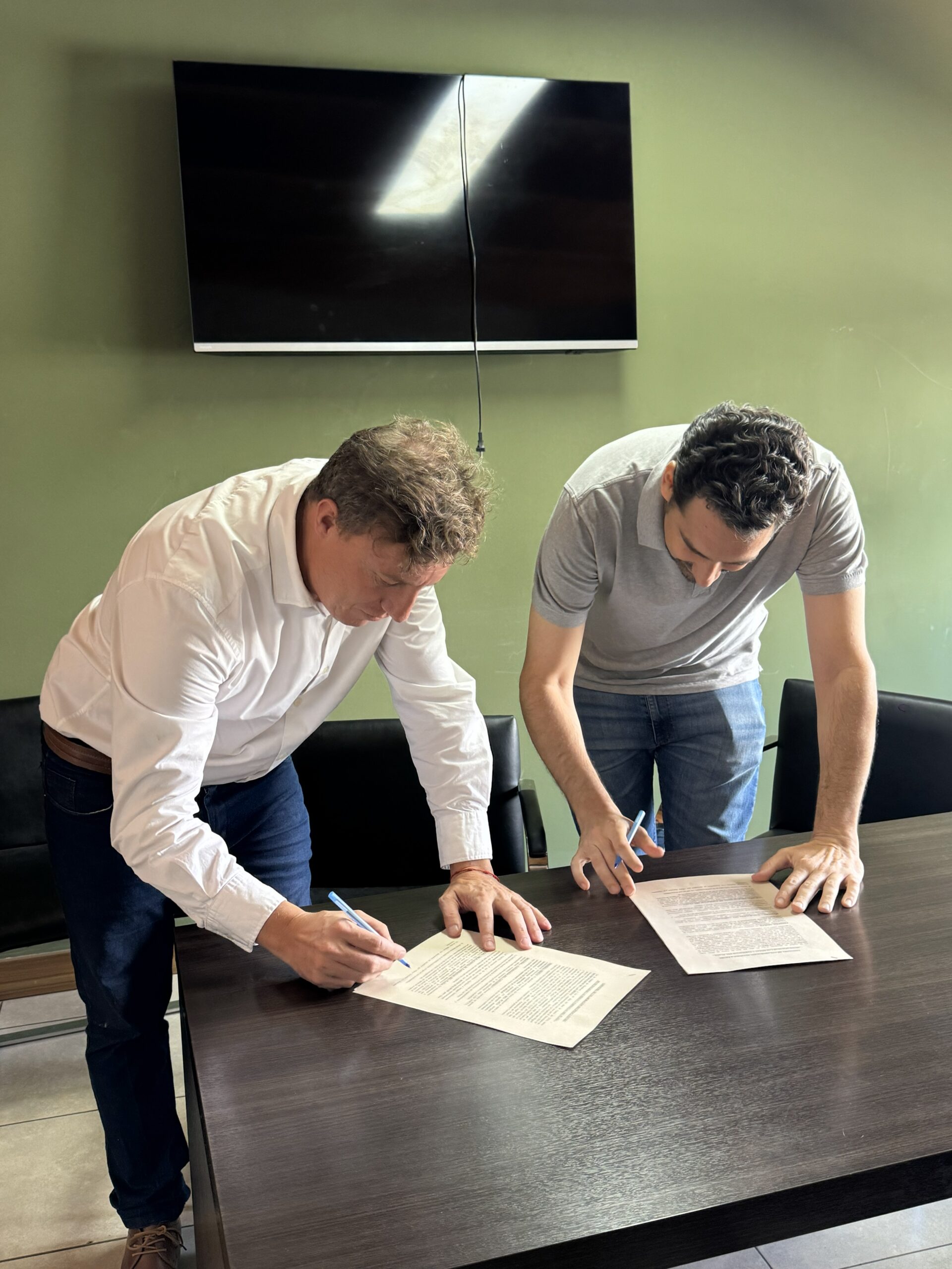 Francisco Lo Presti impulsa nuevos beneficios para empleados municipales de Las Heras